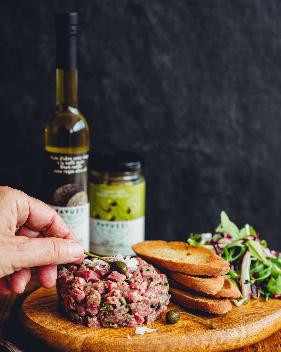 Favuzzi (Canada) - Wholesale Olive Oil - Black Truffle Extra-virgin Olive Oil3