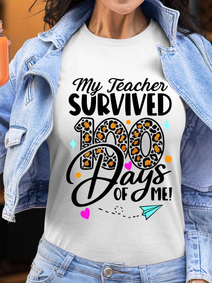 T-shirt met ronde hals voor dames | Teacher survived voor wholesale door IALD