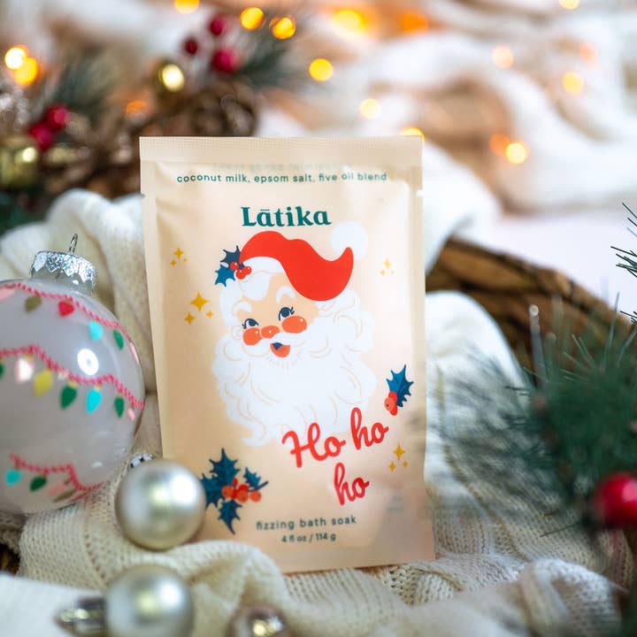 Latika Beauty - Wholesale Bath soak/milk - Santa Fizzing Bath Soak – Peppermint Holiday Treat 🎅🏻1