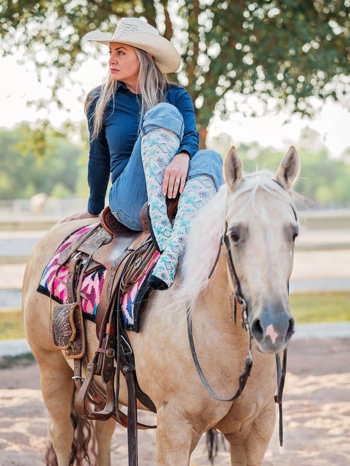 Red Barn Socks - Wholesale Socks - Unisex - Canyon Glow1