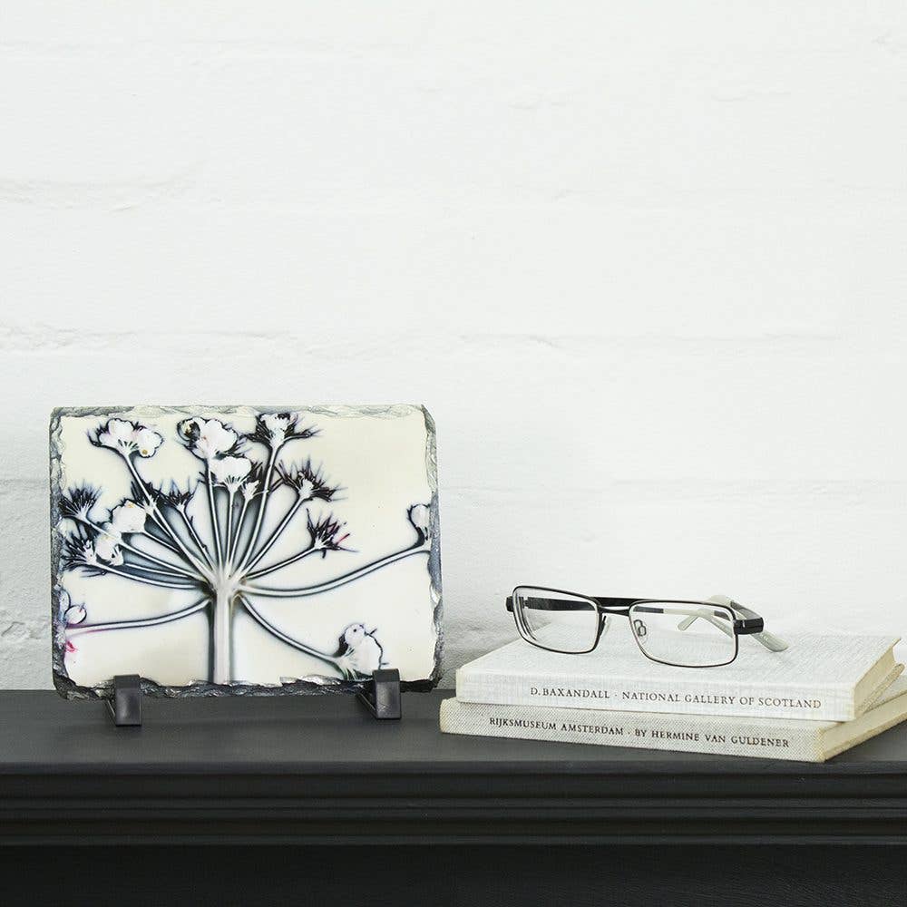 Gillian Arnold – wholesale Decorative tabletop object – Winter Wonderland Praise Slate Print, Home Accessory and Gif0