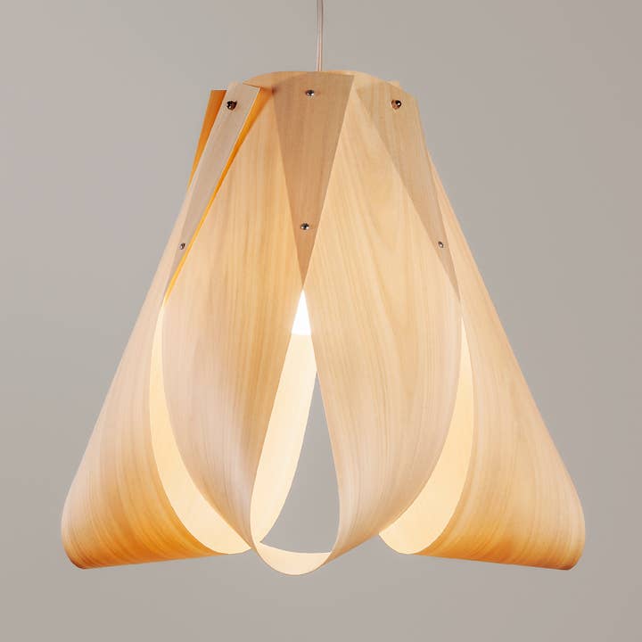 Anker Klein Lighting - Lampe suspendue pour la vente par Traum - Wood Lighting