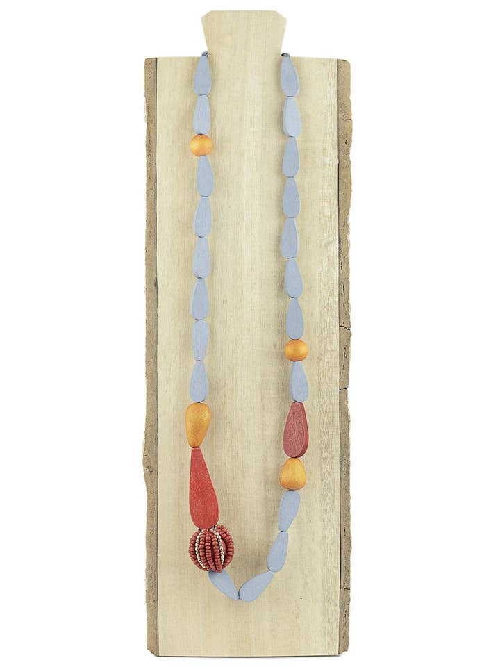 Necklace with organic pieces for wholesale by NOA ECCO