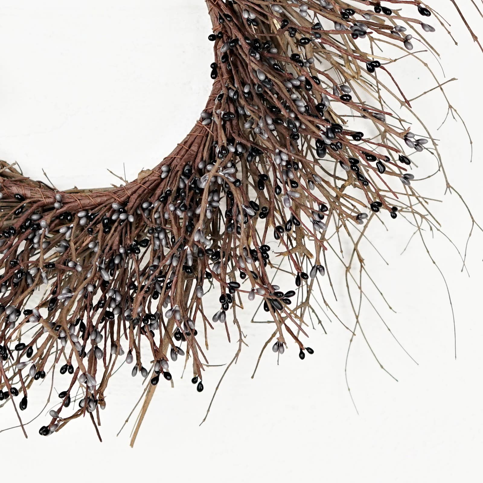 Impressive Enterprises, Inc. - Wholesale Wreath - ISB082GB- 22in Pip Berry Wreath w/twig-GRAY BLACK1