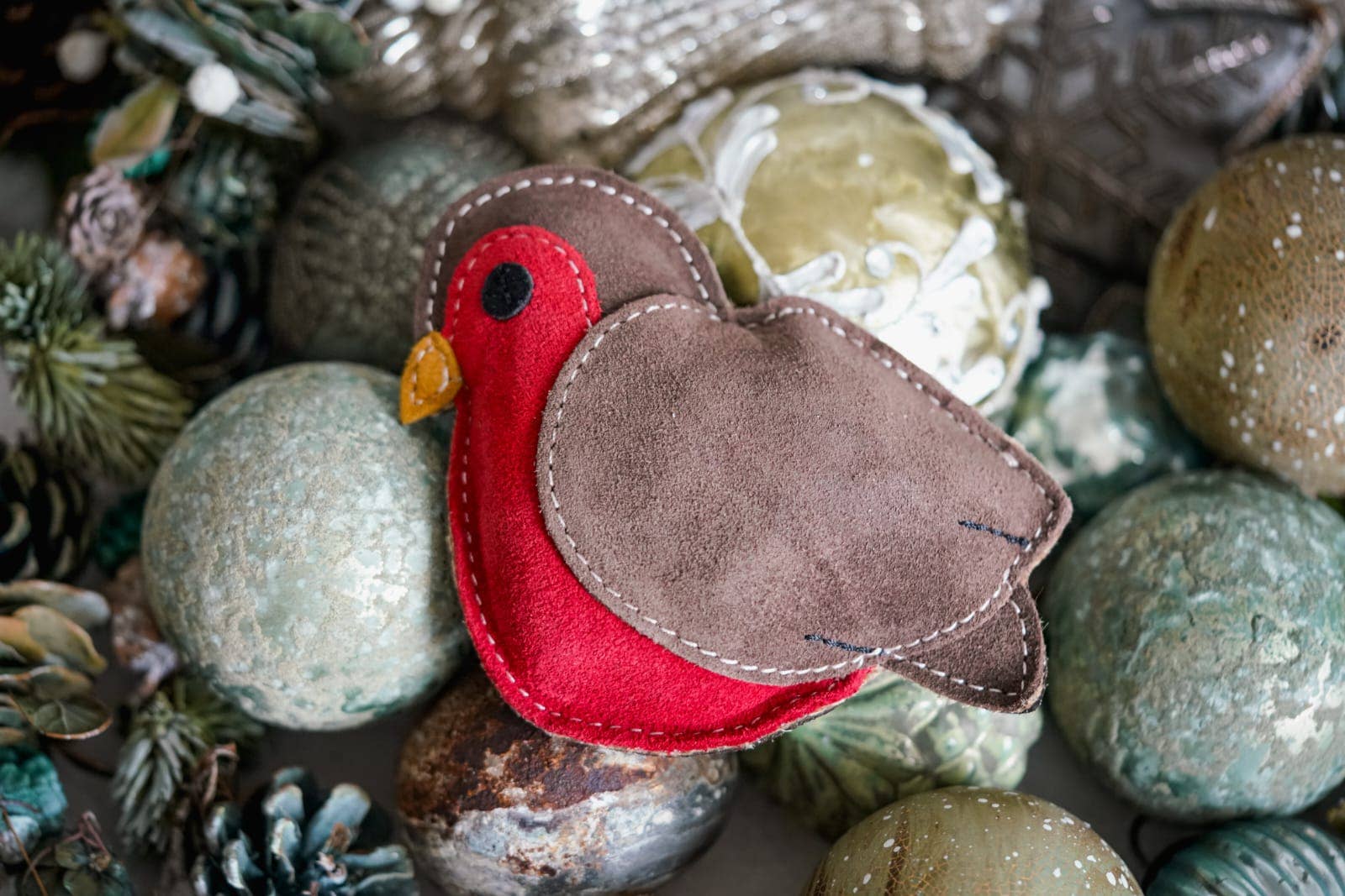 Aurora Paws - Vente Jouet à mâcher – chien - Rodney le Rouge-gorge Jouet Écologique de Noël pour Chien5