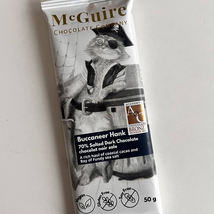 Chocolat noir 70 % salé Buccaneer Hank pour la vente par McGuire Chocolate Company
