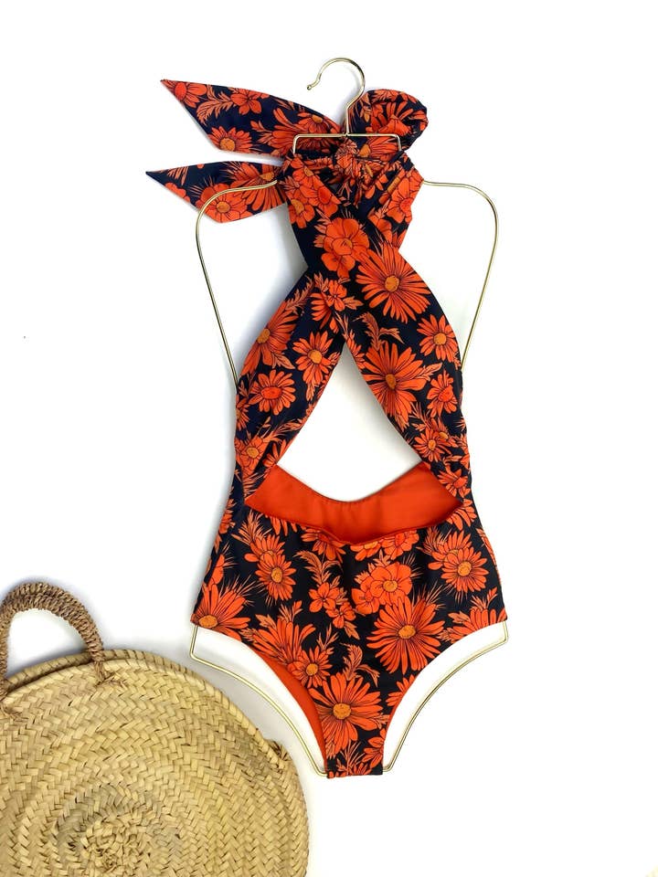 hot daisies halter for wholesale by Cannonball Swimwear