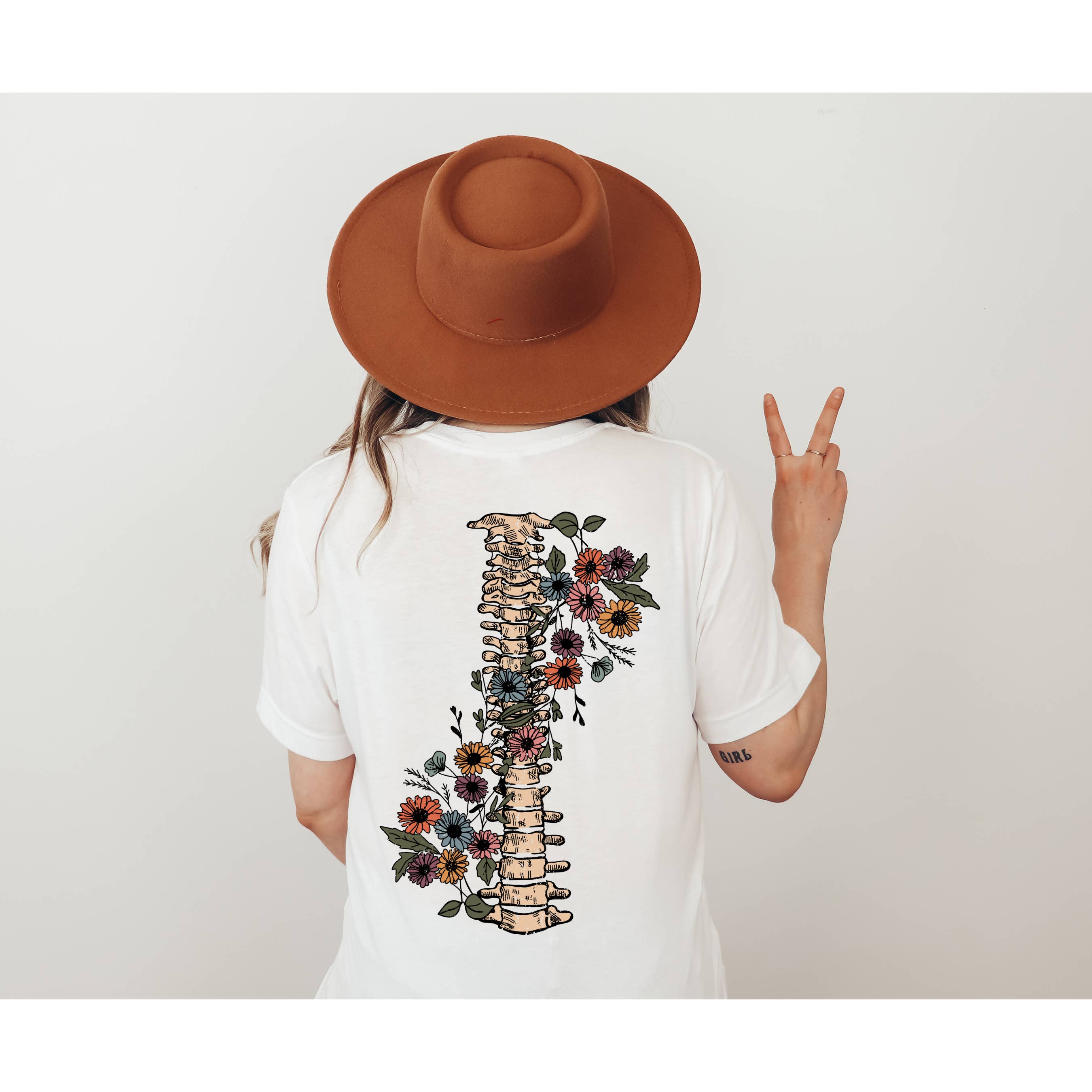 Sassy and Sublime – Papel transfer para sublimação por atacado – TRANSFERÊNCIA FLOWER SPINE - Transfer DTF