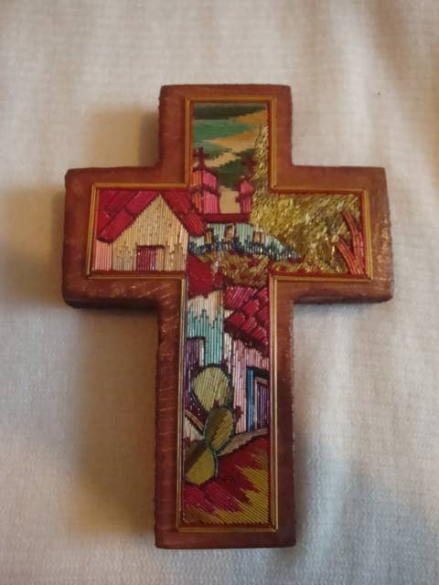 Arara Enterprises - Wholesale Wall Cross - Popotillo (Straw) Small Art Cross Traditional2