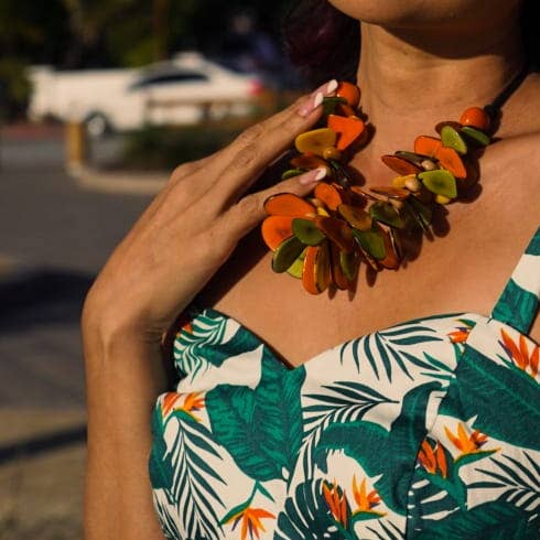 Organic jewelry by Allie - Wholesale Beaded/Pearl Necklace - Maui Hawaiian petals necklace many colors3