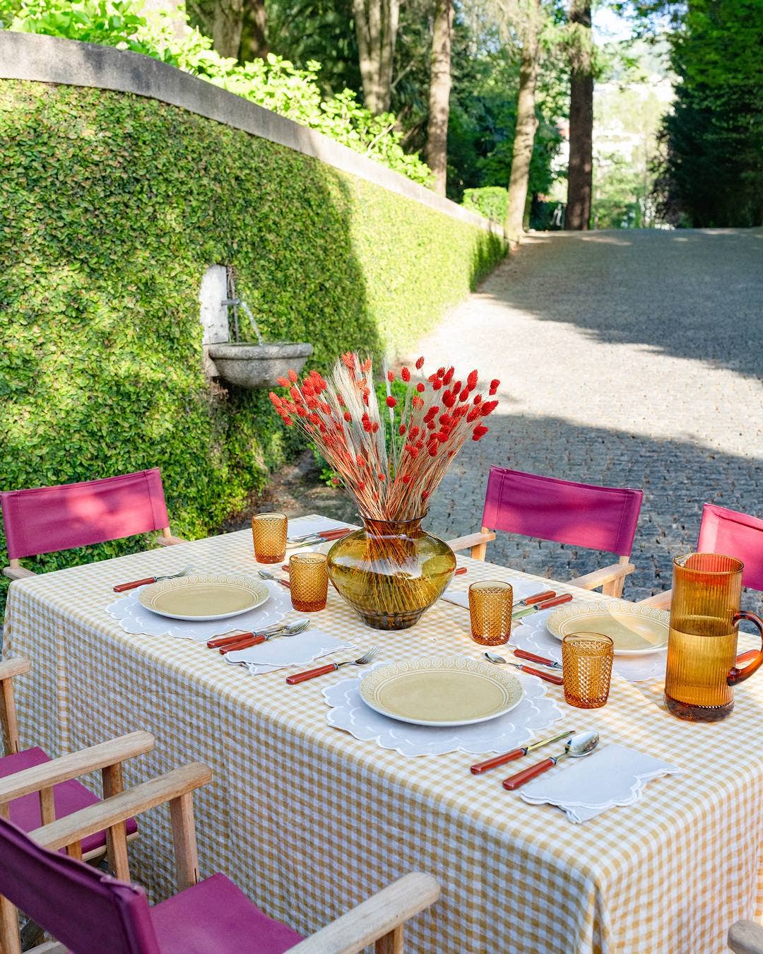 Mariaida Home - Wholesale Dinner Plate - Single Iris, Beige with White5