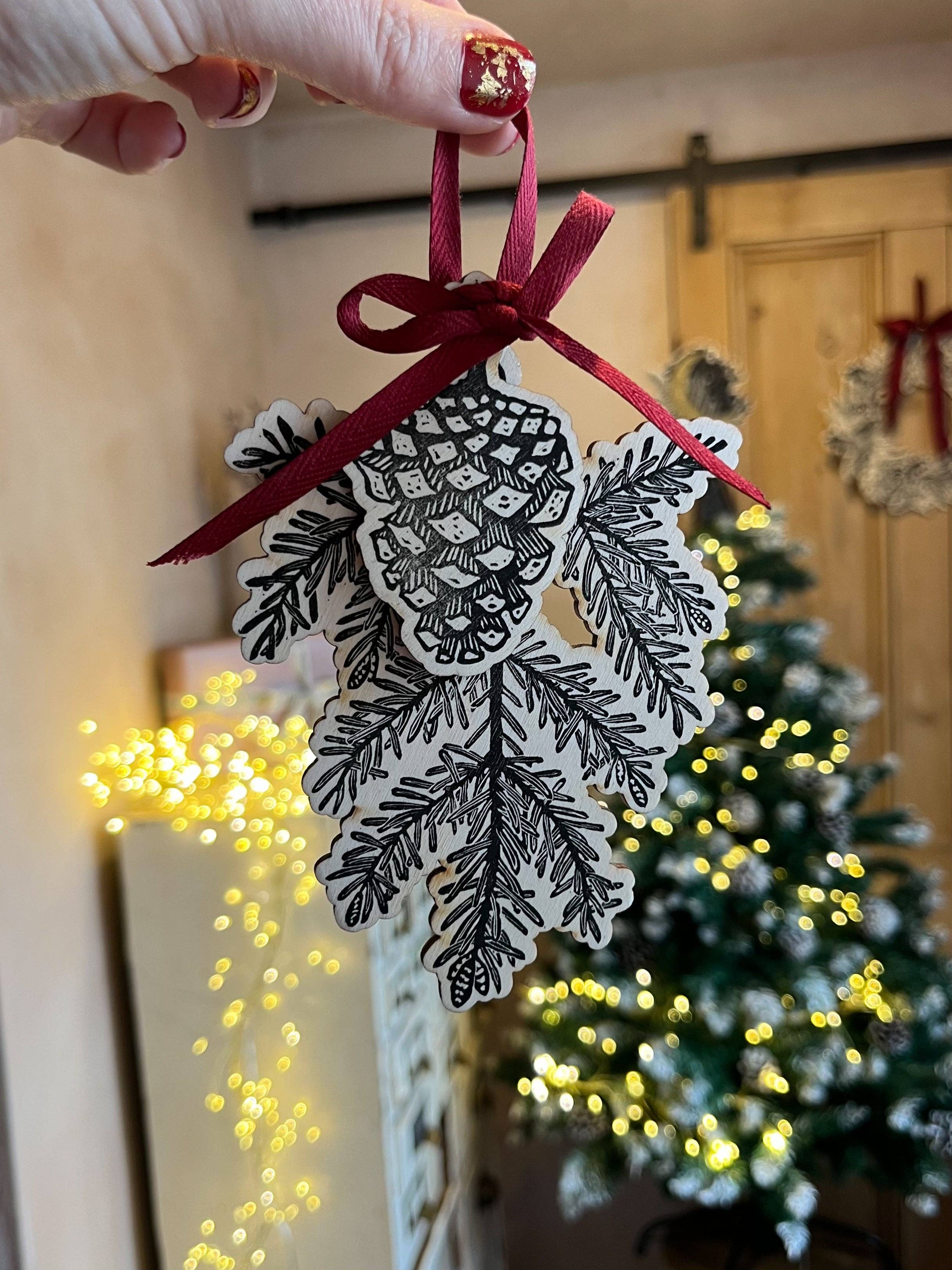 Beth Lewis Art - Wholesale Ornament - Wooden Tree Decorations33