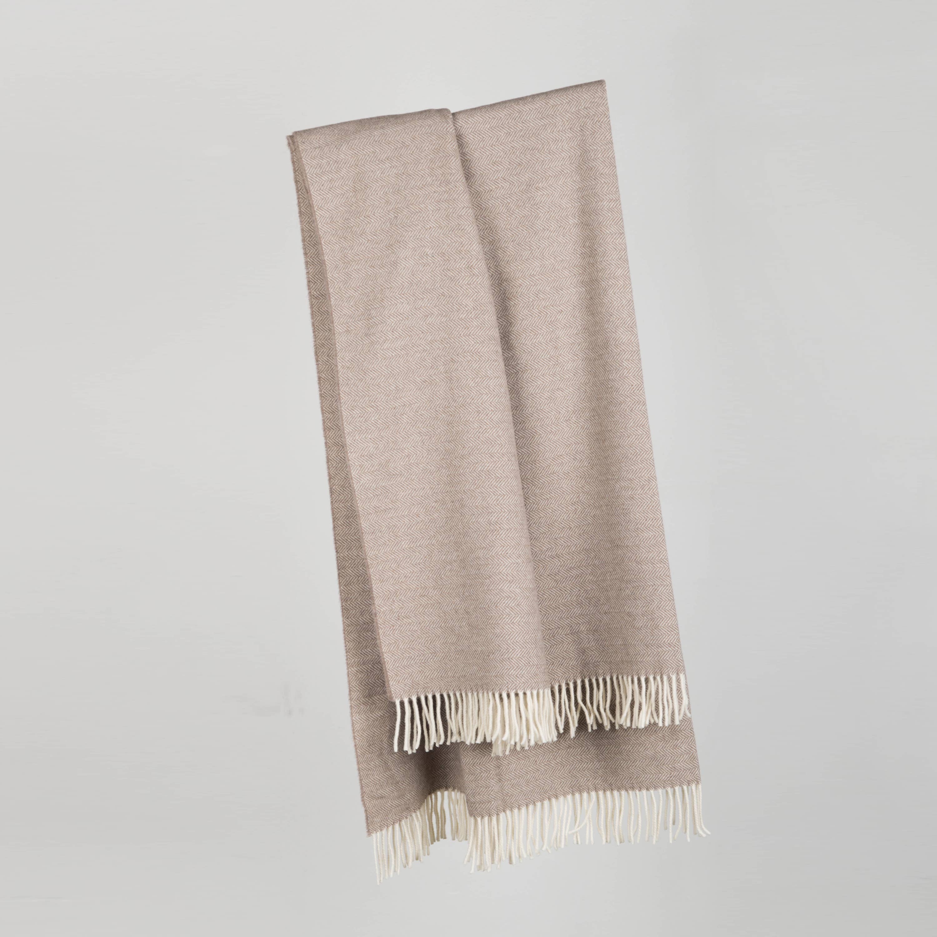 Beat Collection by Lanificio Idealtex Srl - Wholesale Throw Blanket - Cortina5
