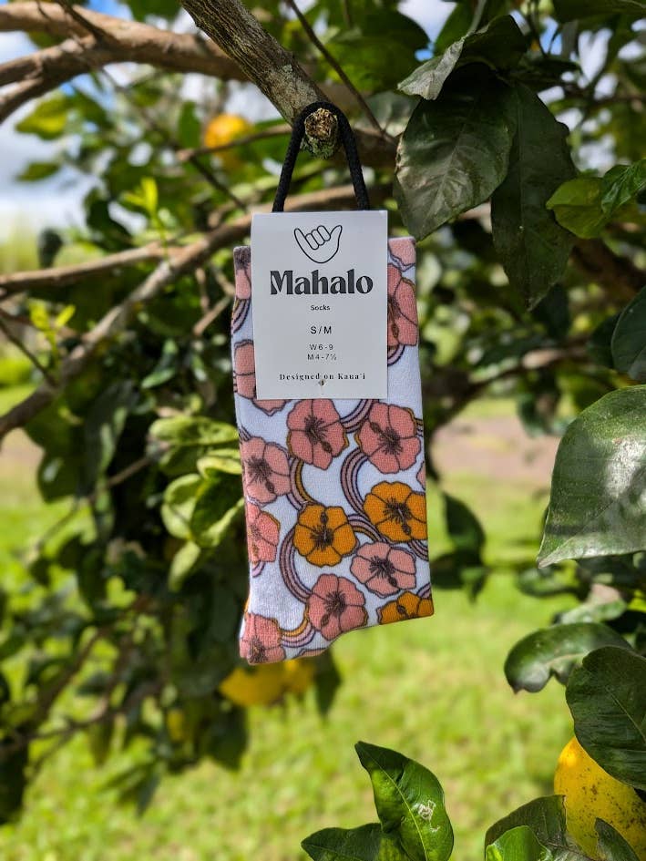 Koloa Farms - Wholesale Socks - Unisex - Retro Hibiscus Socks - Hawaiian Print Socks - Pink Flower2