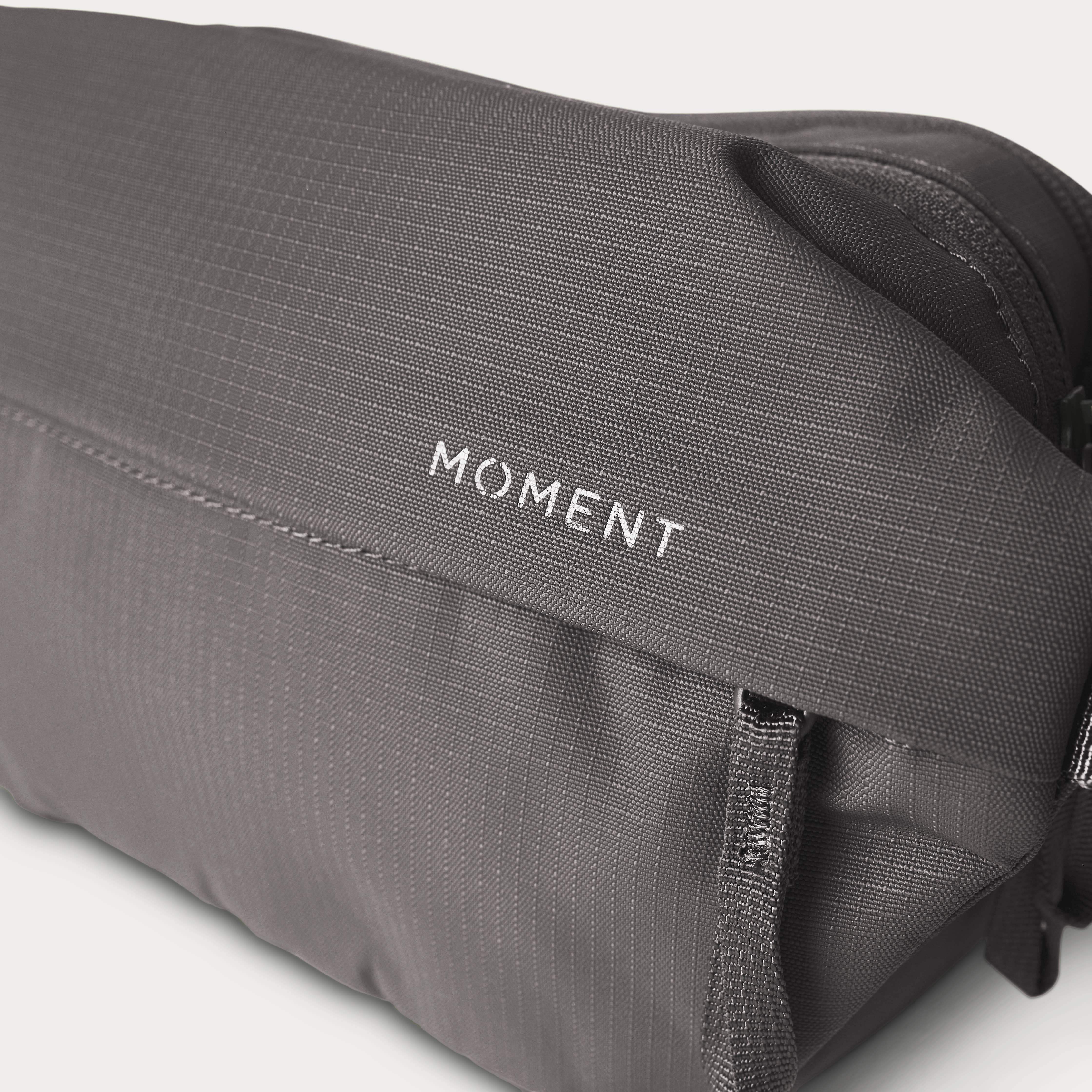 Moment - Wholesale Belt Bag - Unisex - Moment Everything Sling 2L1