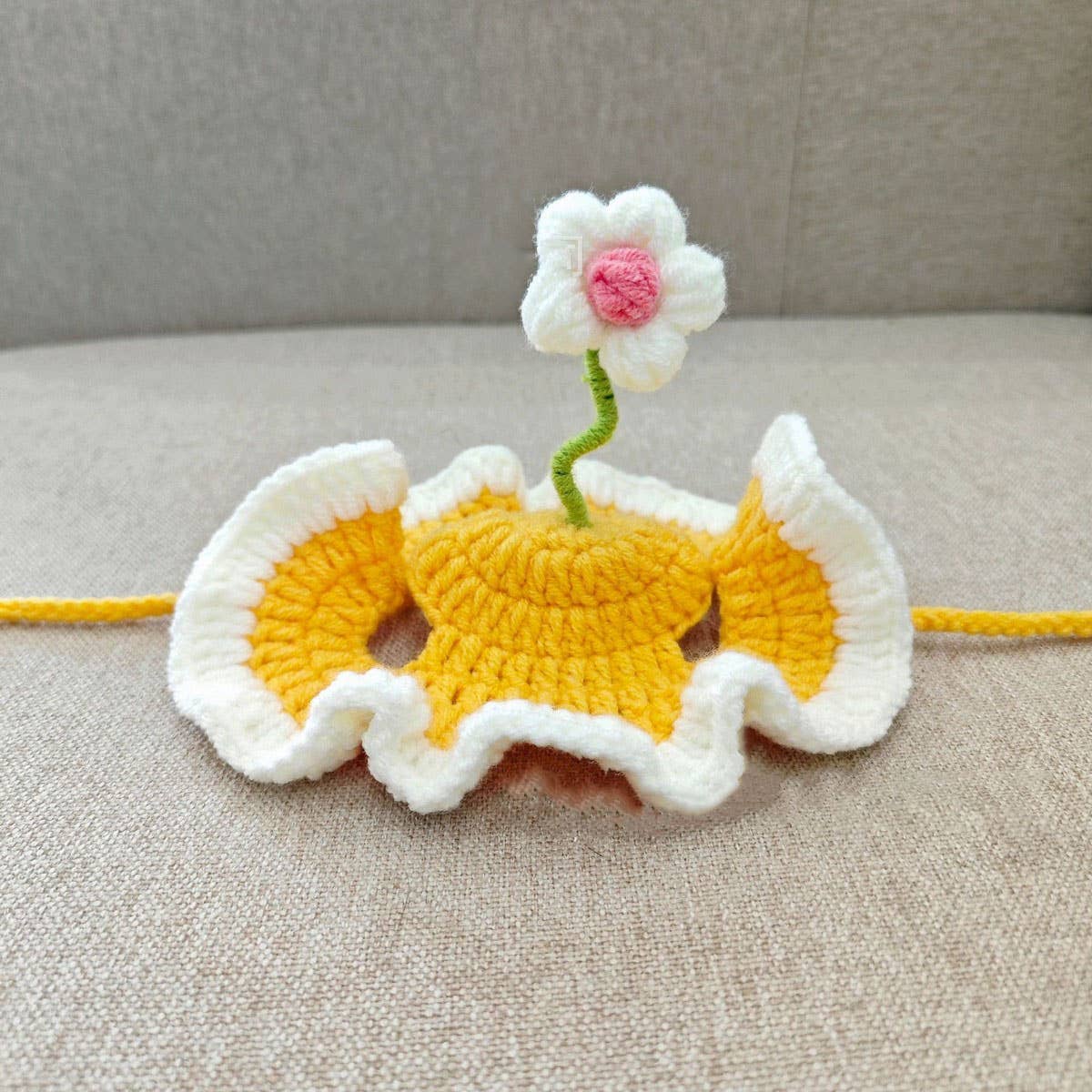 PAWPAWwholesale - Wholesale Pet Hat - Dog - Crochet Flower Sprout Hat for Cats & Dogs_CWAH36940