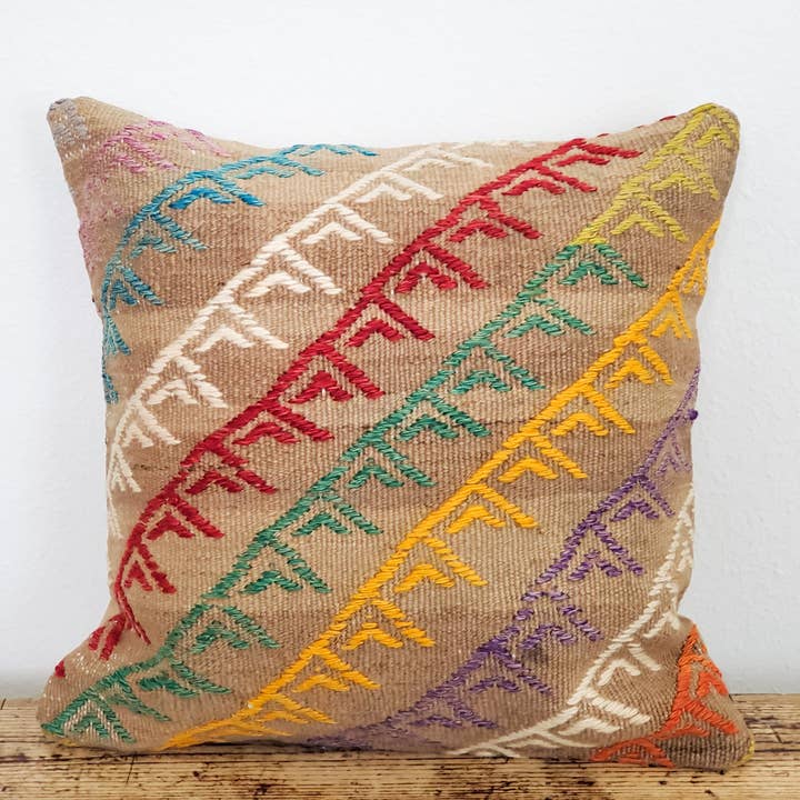 Funda de almohada Kilim vintage multicolor para venta al por mayor de Wool & Indigo Home