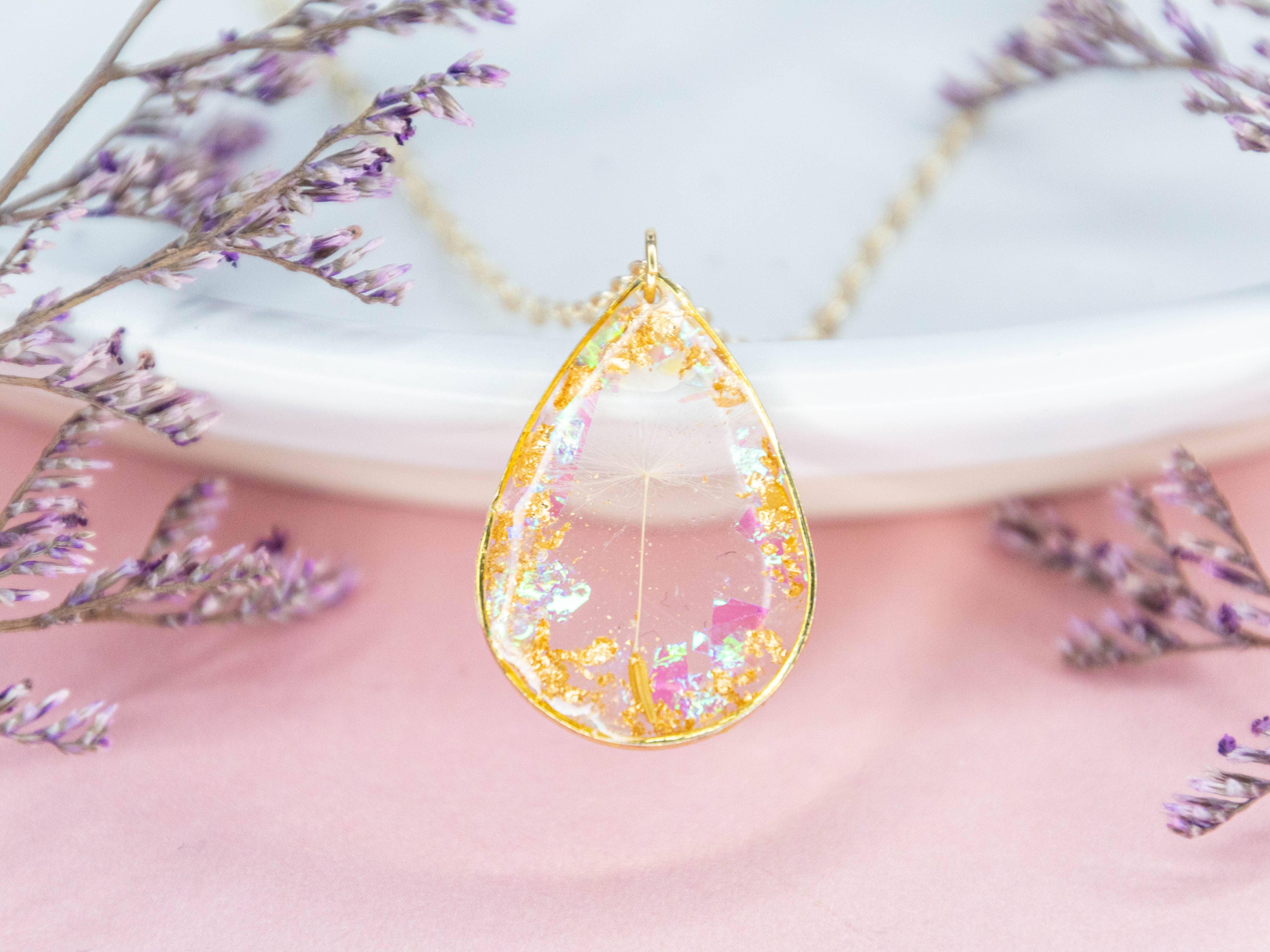 Allie and Posie – wholesale Pendant/charm necklace – Elnora real dandelion iridescent glitter drop necklace0