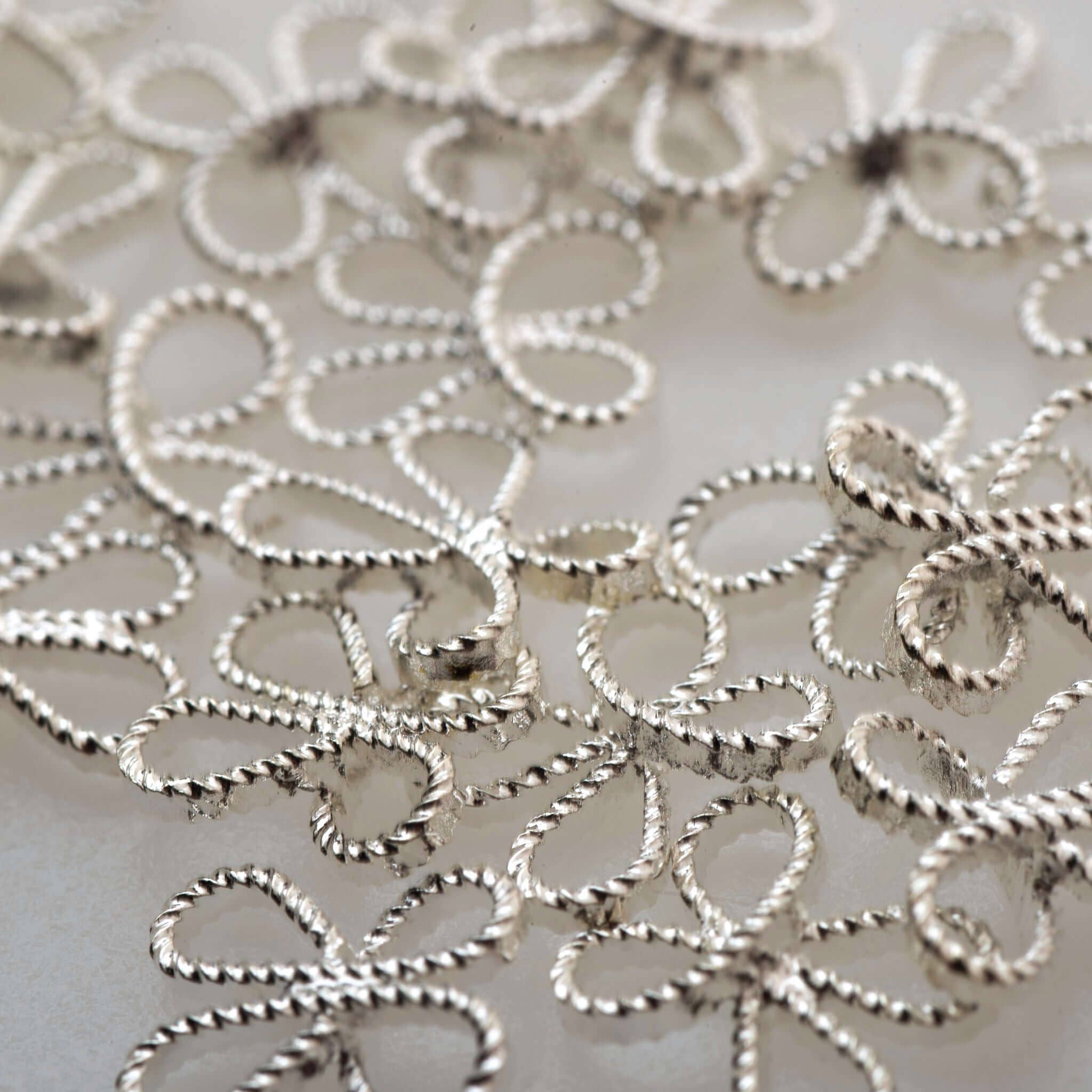 Continental Beads - Wholesale Individual Charm/Pendant - Filigree Flower Connector - Measure 9mm - Available in Multiple Colors - Sold Individually - CON10202