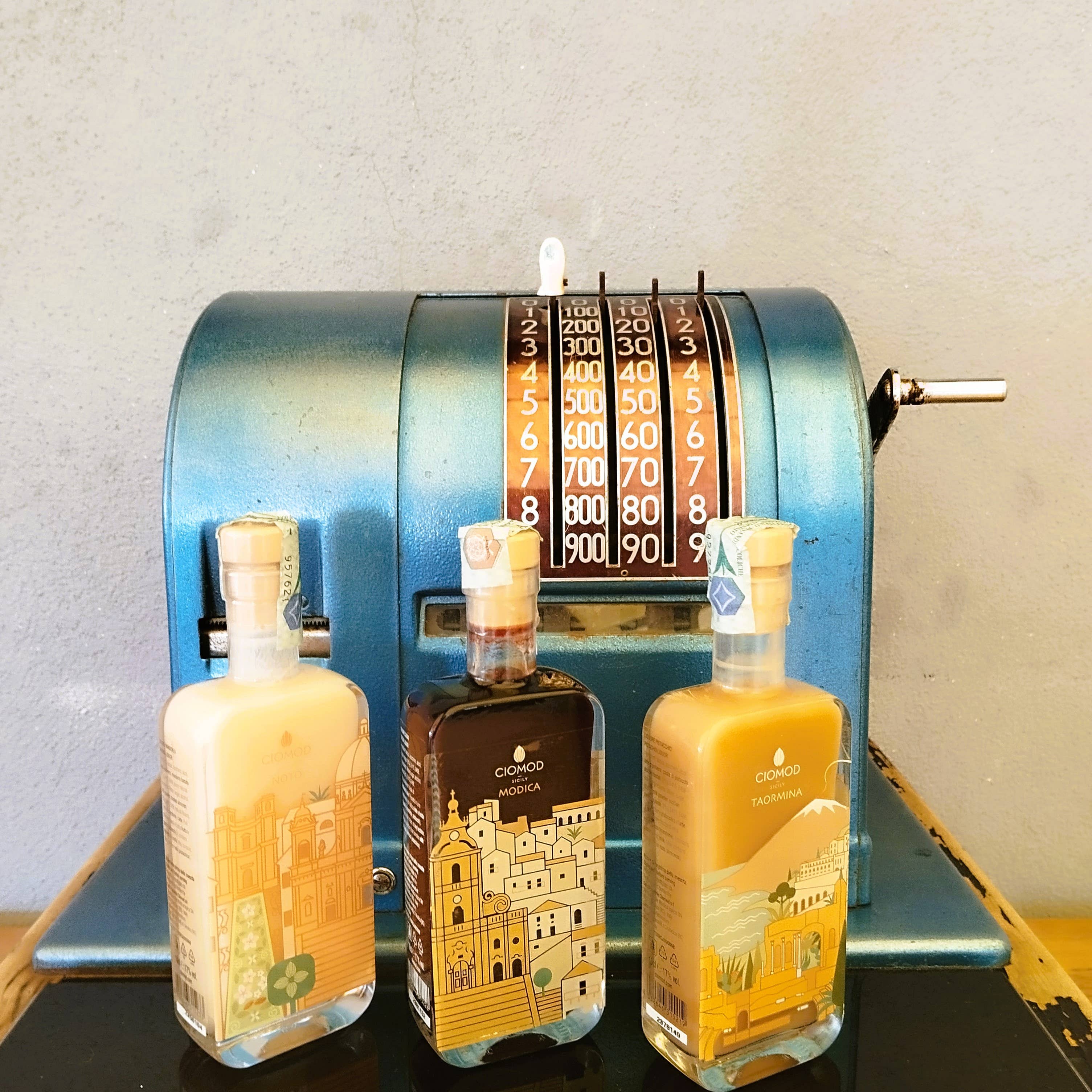 XOCOA SRL - Wholesale Liqueur - LIQUORE AL CACAO SPECIAL EDITION "MODICA PATRIMONIO UNESCO"2