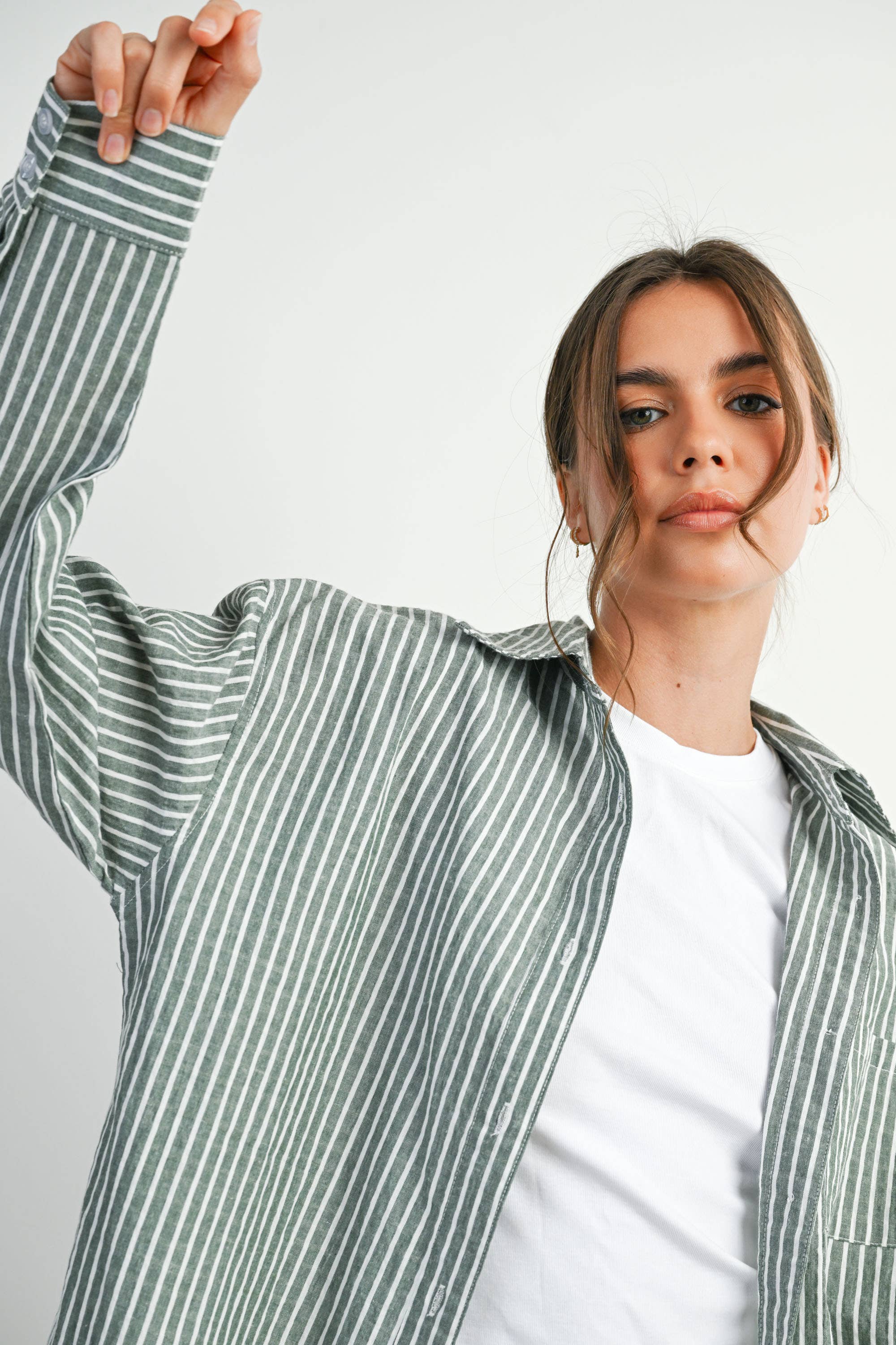 BUTTERMELON - Vente Chemise à col boutonné – femme - Haut à manches longues à rayures et col boutonné raccourci - BMT79152