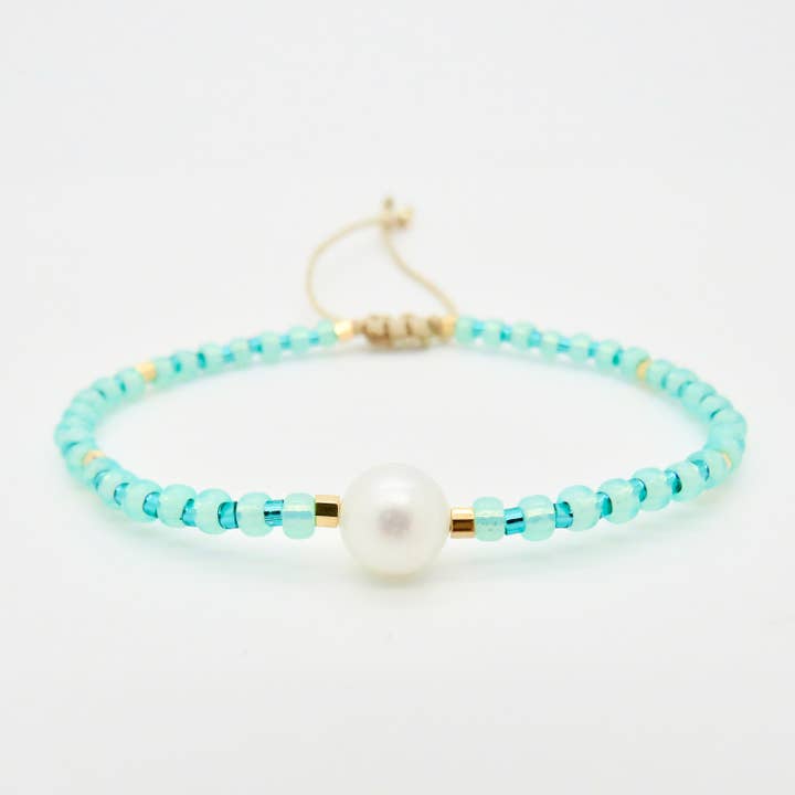 Bracelet en perles d'eau douce - Plaqué or 24K - Aqua avec sarcelle pour la vente par Rosamariposa