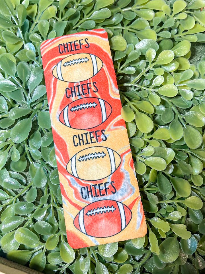 Chiefs Fodbold Bogmærke for engroshandel hos Sharp Thoughtlings