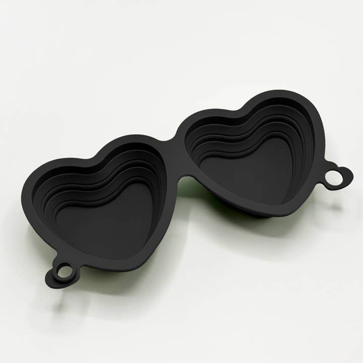 Cocopup London – wholesale Pet bowl – Cat/dog – Heart Collapsible Bowl - Black1