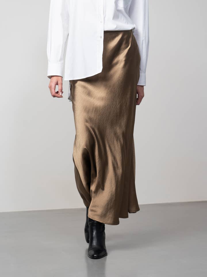 Etiem - Wholesale Skirt - Women's - Satin Midi Skirt3