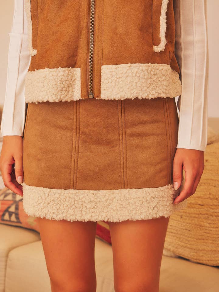 LINE DETAILED ZIP BACK SHEARING MINI SKIRT for wholesale by Mustard Seed