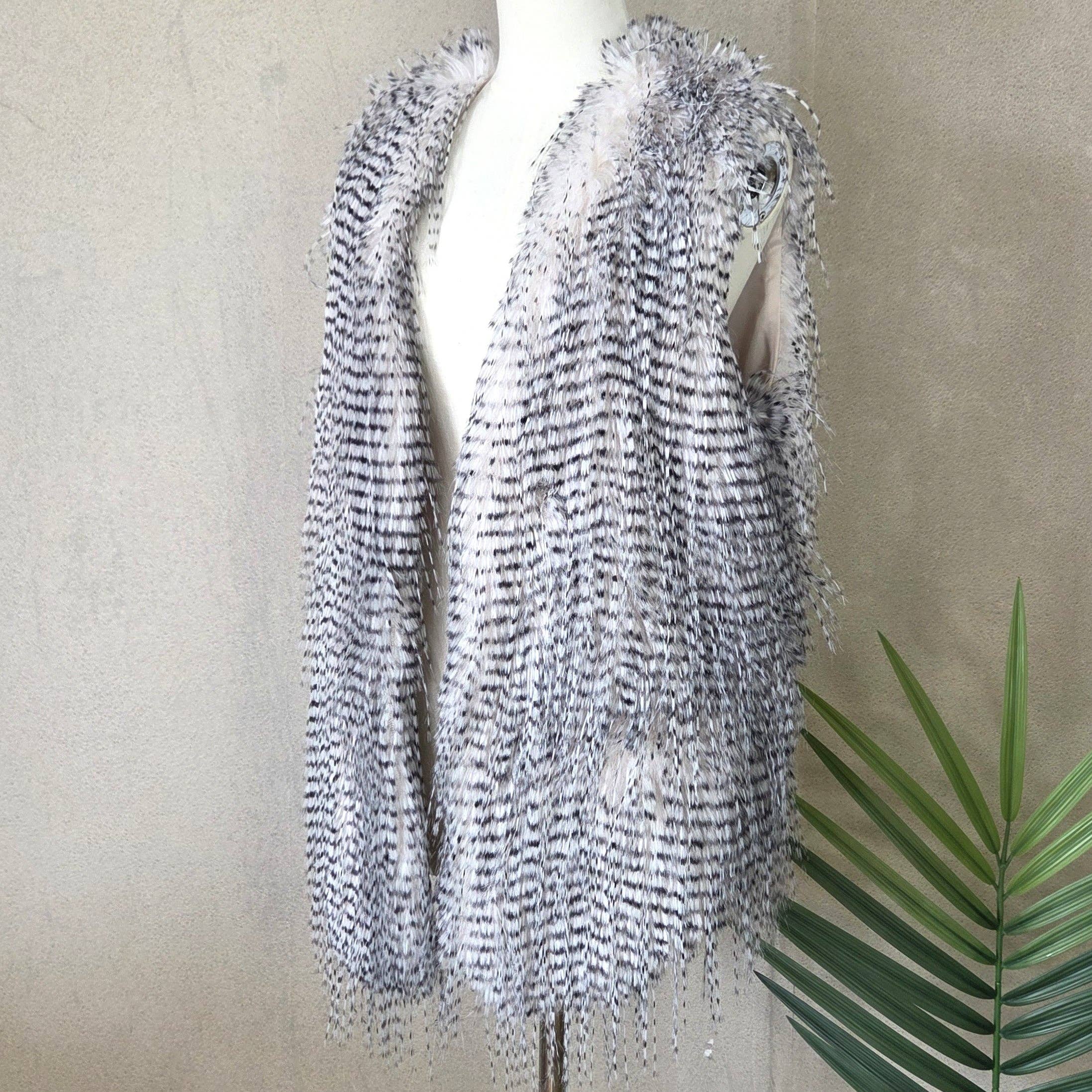 Tempest Designs - Wholesale Outerwear Vest - Women's - Luxury faux fur special shaded effect gilet (M-L)2