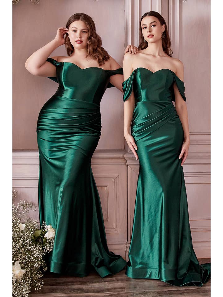 Ladivine by Cinderella Divine – Großhandel Abendkleid – Damen – TRÄGERLOSES, ENG ANLIEGENDES KLEID AUS SATIN7