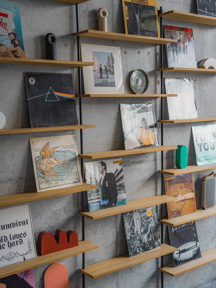 Prateleira de parede Tripla Shift H1M2H1 por atacado de Kuudu.de