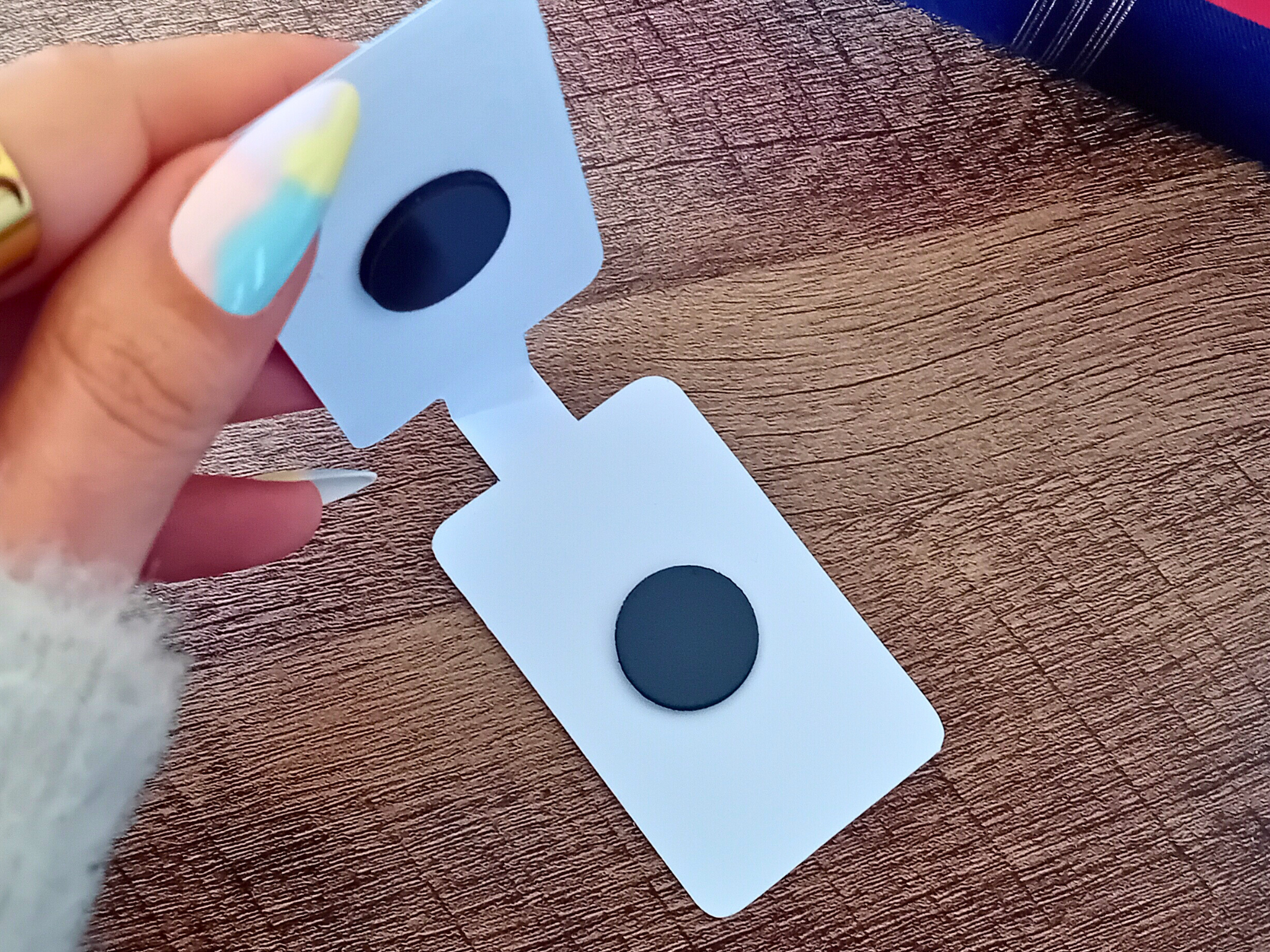 La baleine qui embosse - Wholesale Bookmark - Magnetic Bookmark - Tarot Card - Coffee & Books3