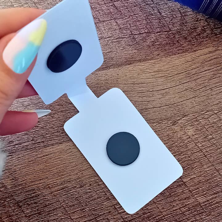 La baleine qui embosse - Wholesale Bookmark - Magnetic Bookmark - Tarot Card - Coffee & Books3