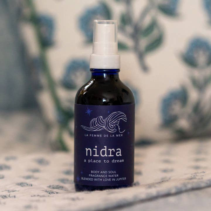NIDRA MIST 4oz - Un Luogo per Sognare per la vendita all'ingrosso da parte di La Femme de La Mer