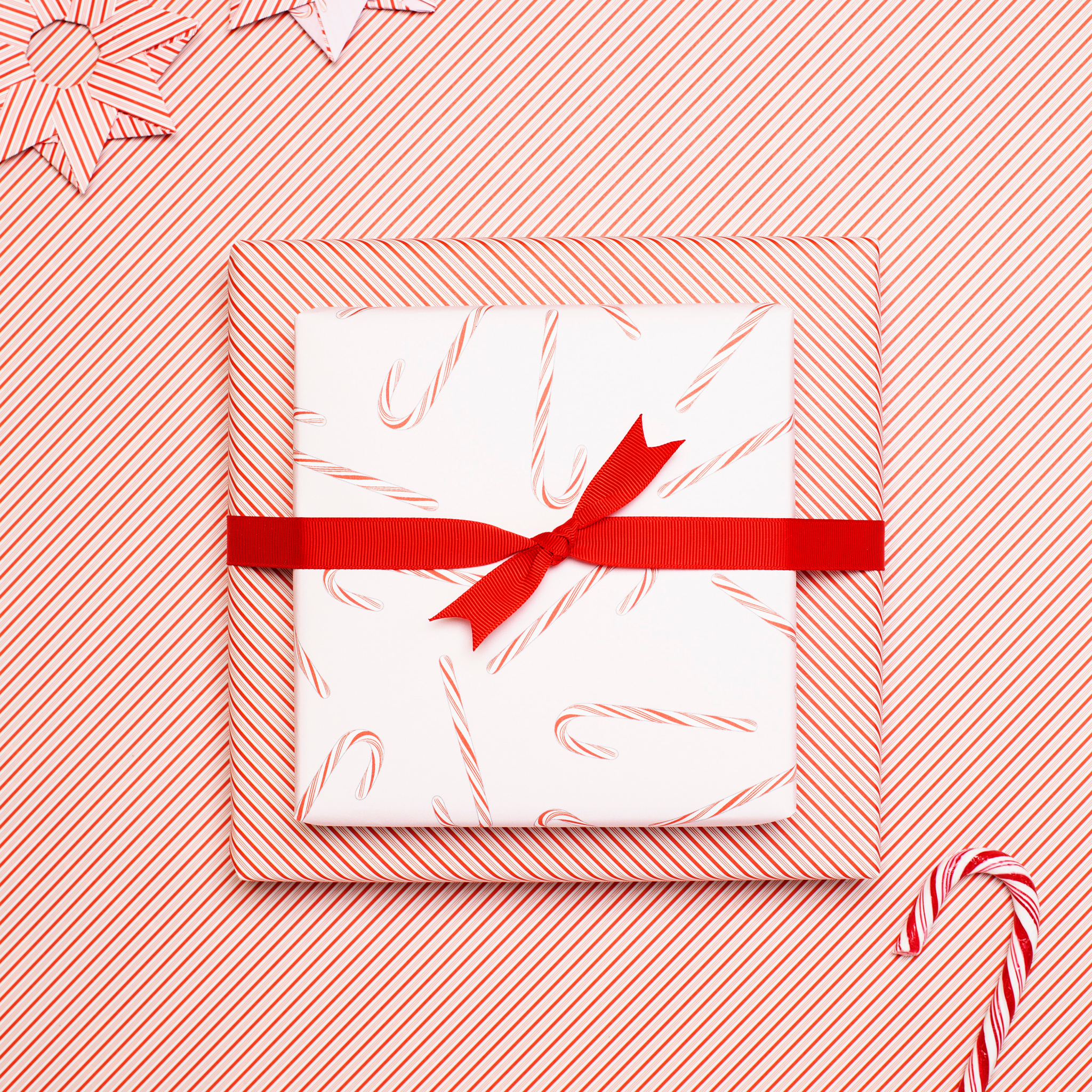 My Pretty Circus - Wholesale Flat Wrap - Christmas wrapping paper pink candy canes - double sided3