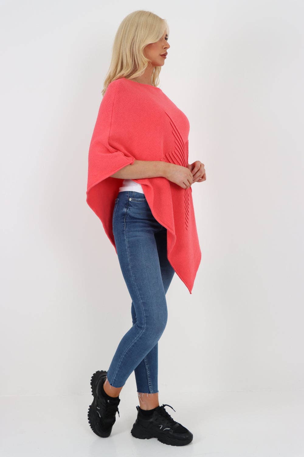 Miss Bold – wholesale Poncho – Women's – Italian Knitted Lagenlook Star Poncho65