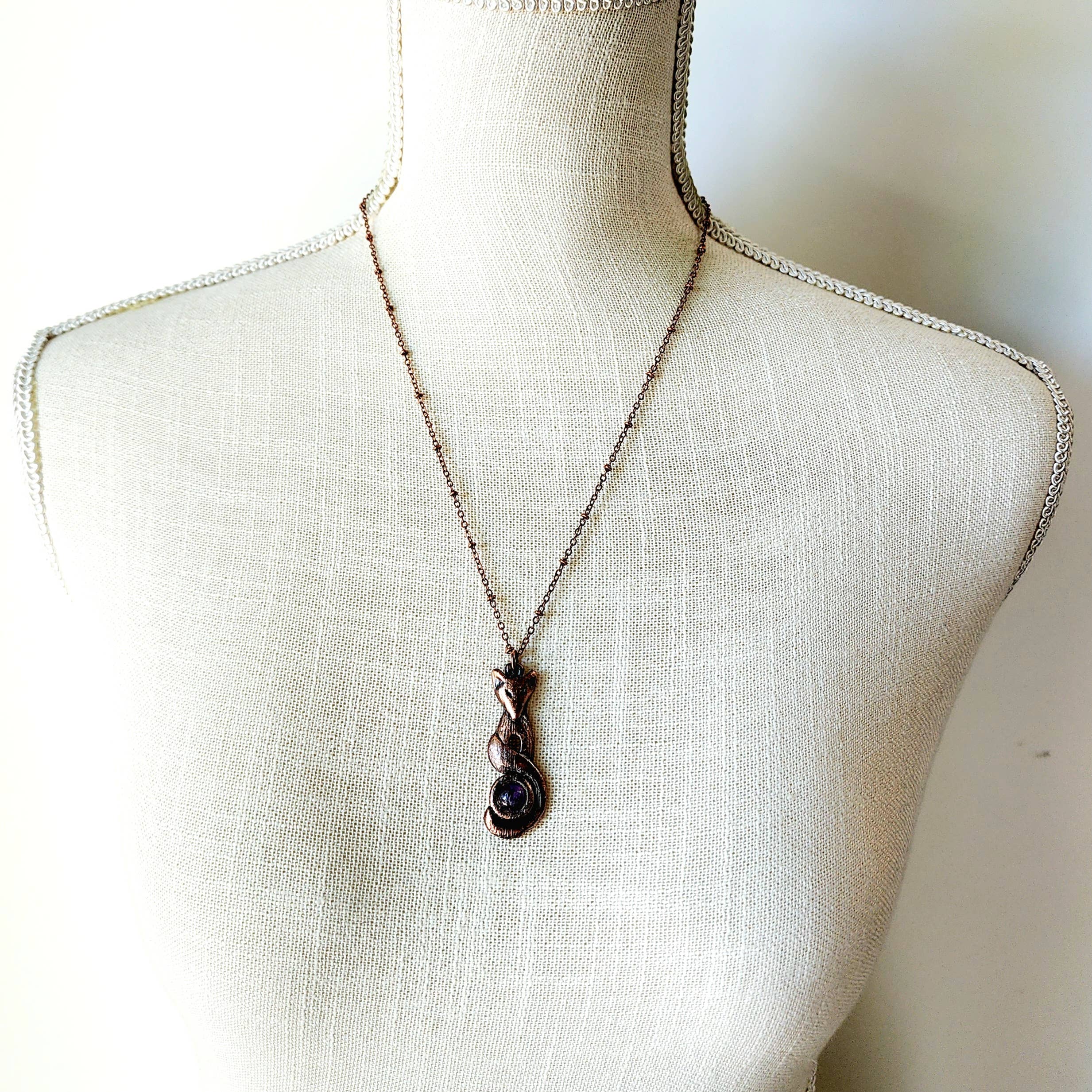 MergingMetals – wholesale Hänge-/berlockhalsband – Ametist Fox hänge halsband//Elektroformade smycken4