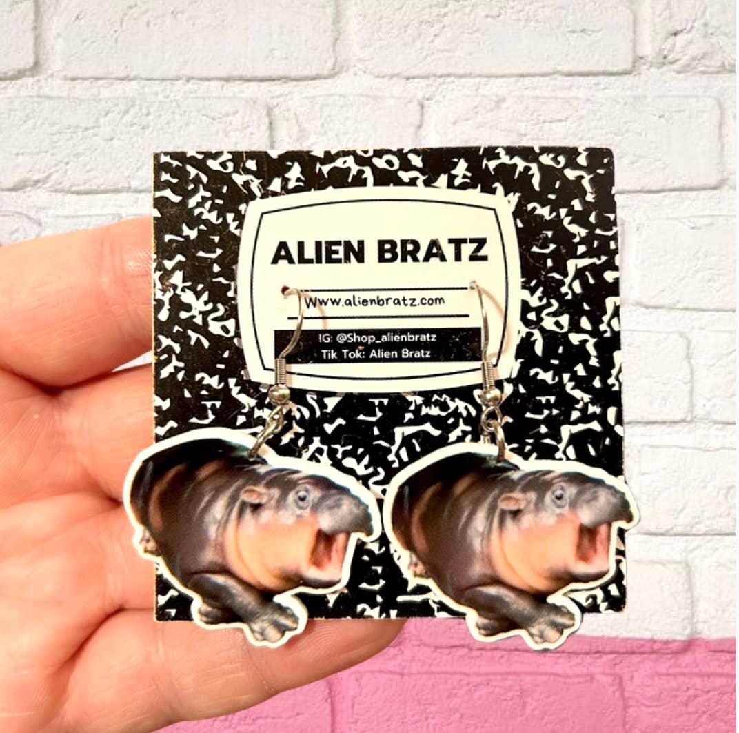 Alien Bratz – Großhandel Ohrhänger – Moo Deng Ohrringe Seltsame Ohrringe Tierohrringe, Geschenkidee1