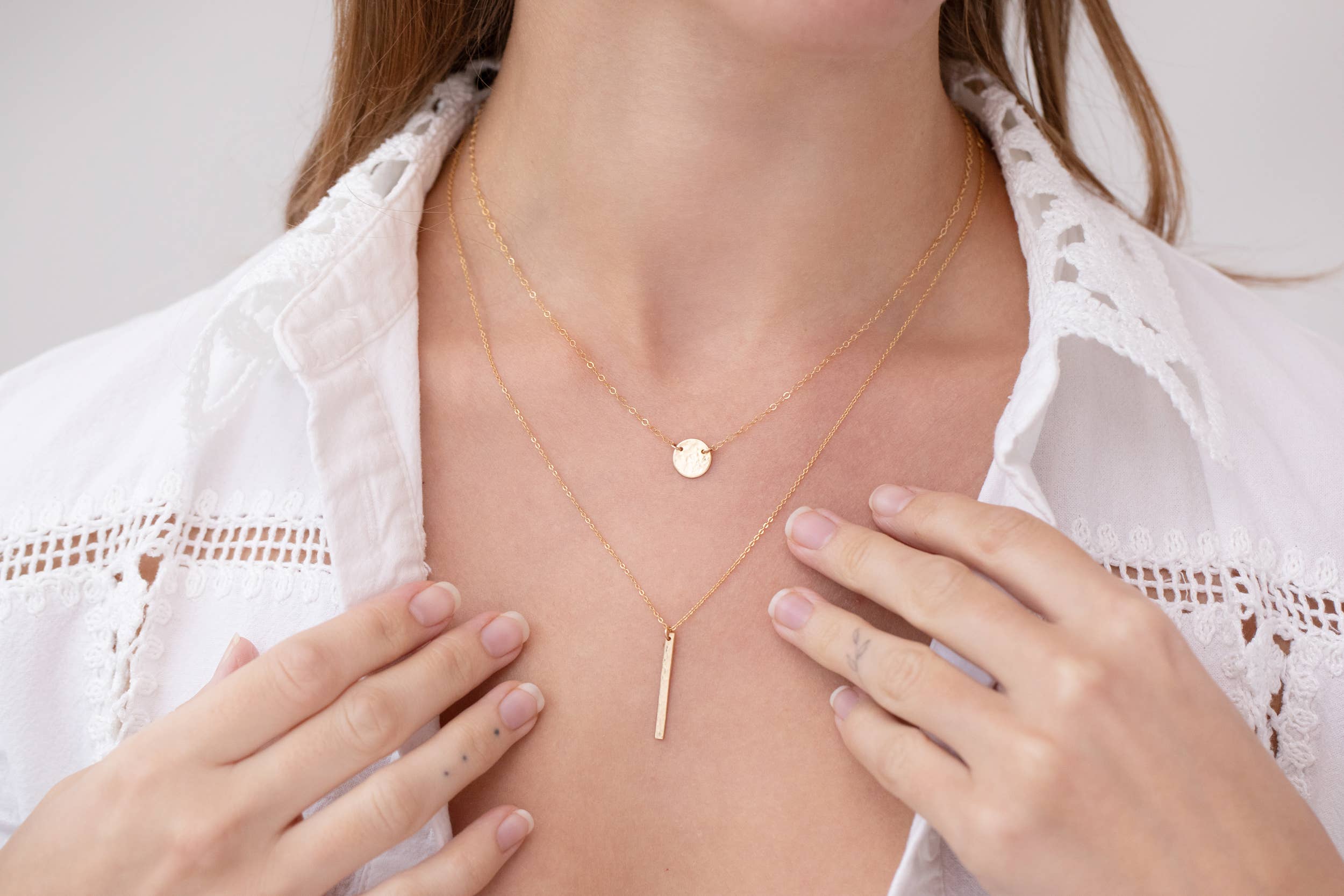 Thira Jewelry - Wholesale Pendant/Charm Necklace - Tiny Gold hammered disc necklace1