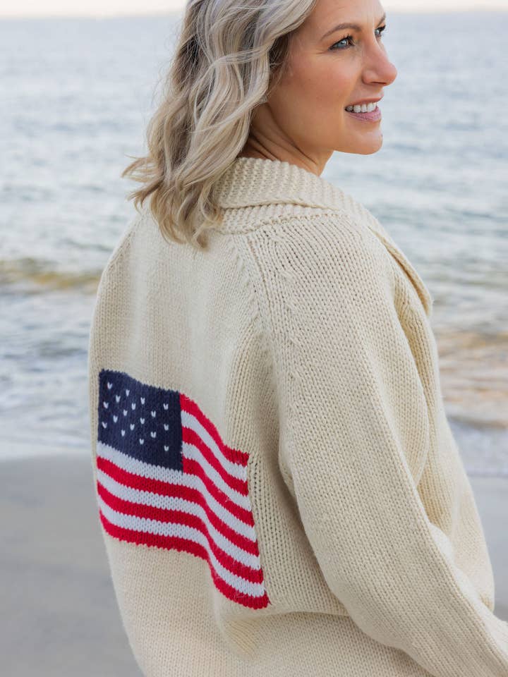 Cardigan oversized creme com bandeira americana por atacado de Pearls & Camo