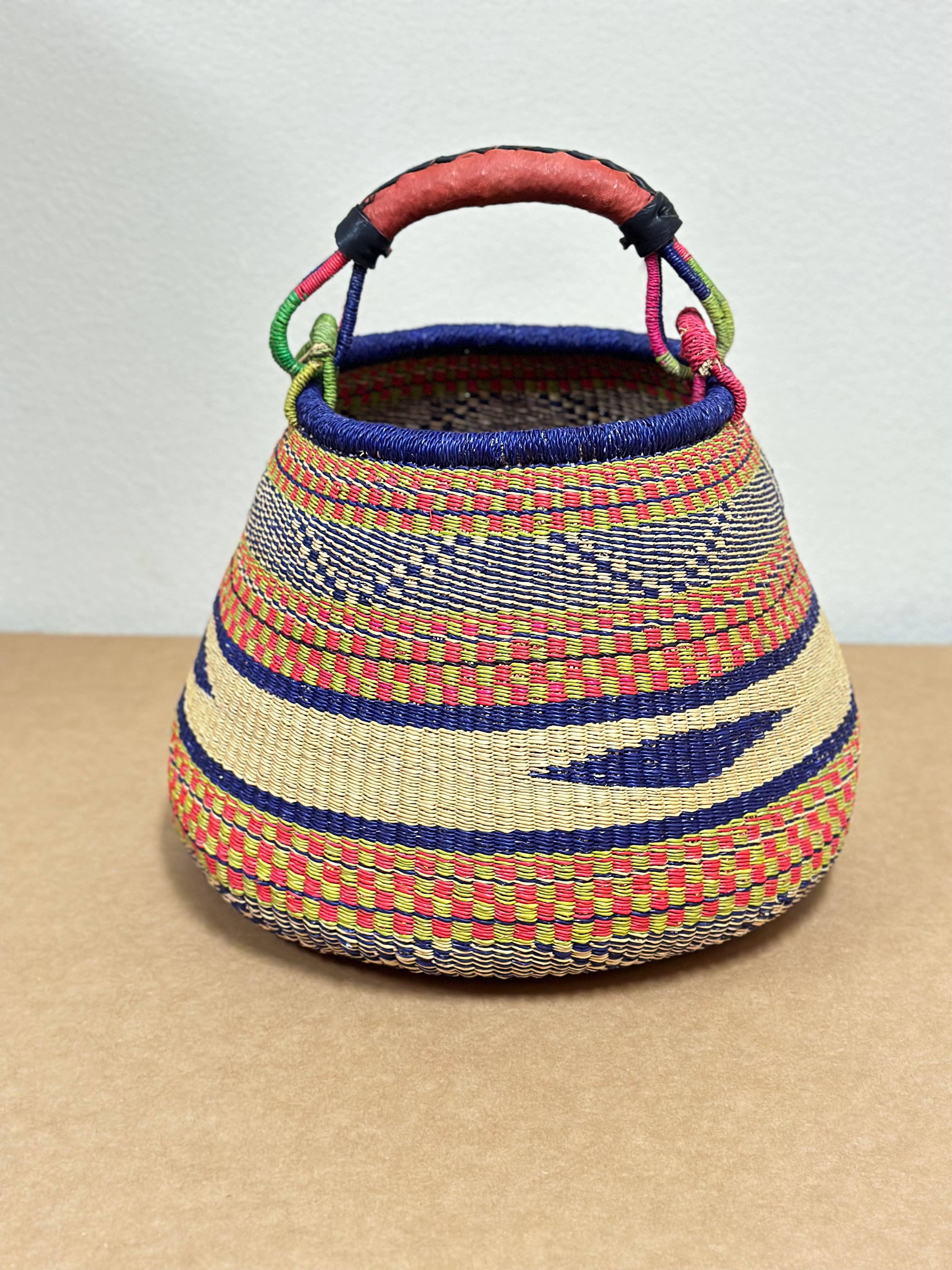 The African Home Goods - Wholesale Basket - Ghana Pot Basket Purple & Earth tone - diameter: 16"-18"; de4