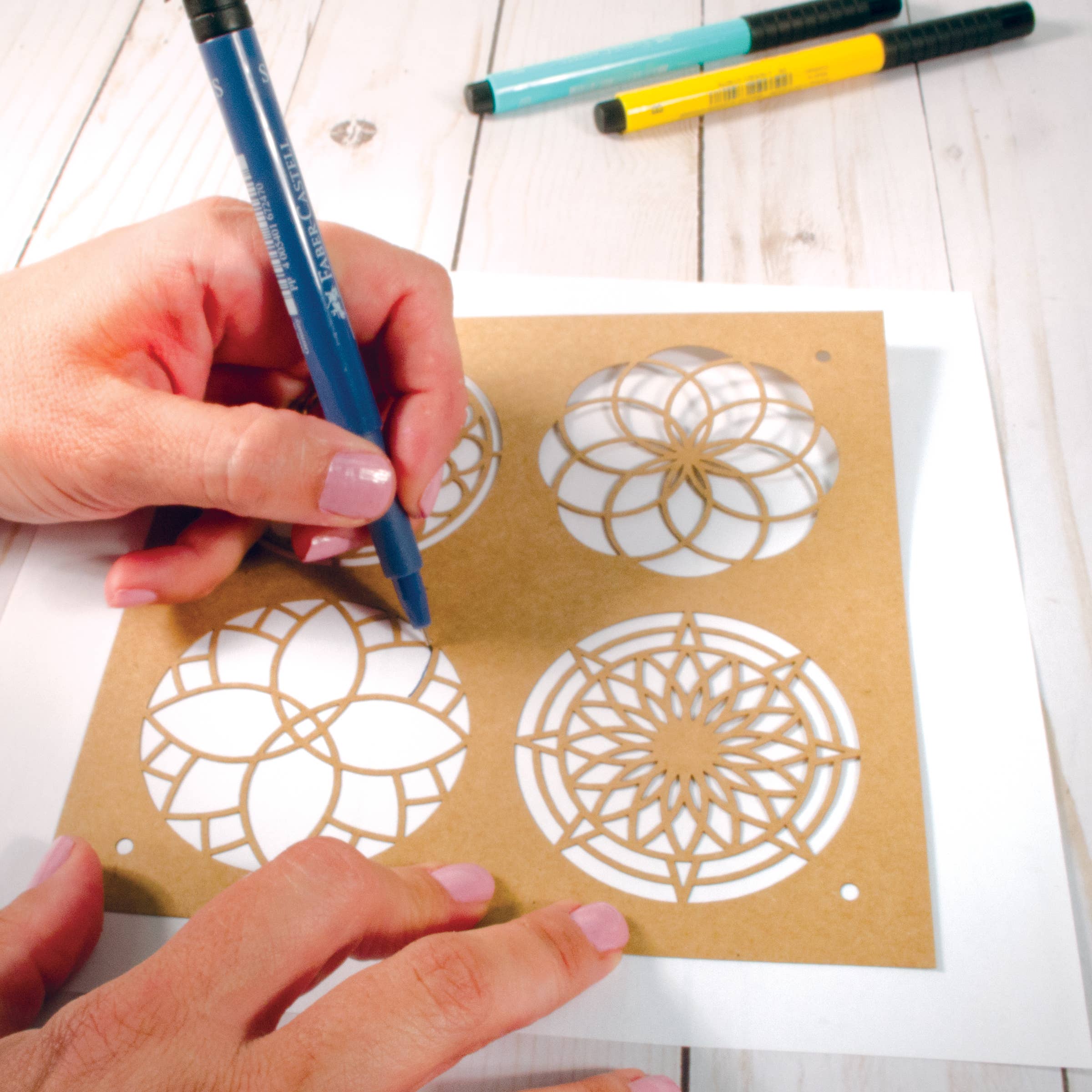 Faber-Castell / Creativity for Kids - Wholesale DIY Craft Kit - Mixed Media Stencils - Mandala3