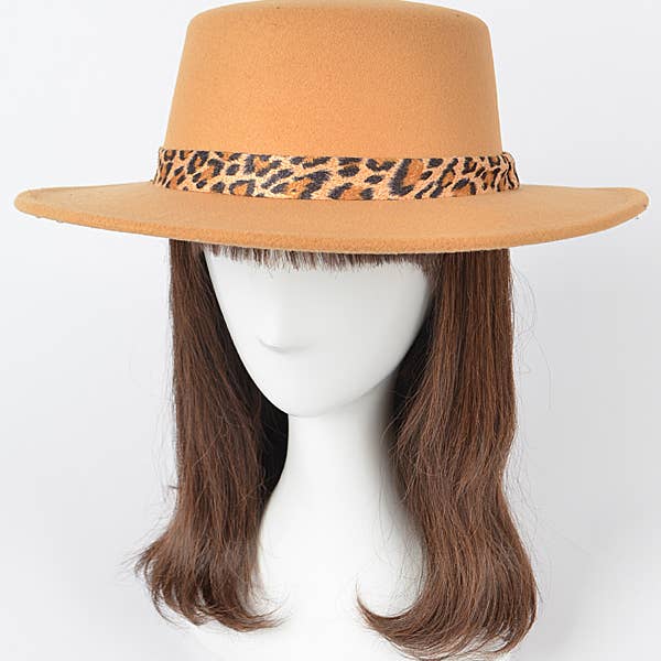 Shop Neighbors – wholesale Fedora – Women’s – Faux Wool Short Brim Hat W/Leopard Band1