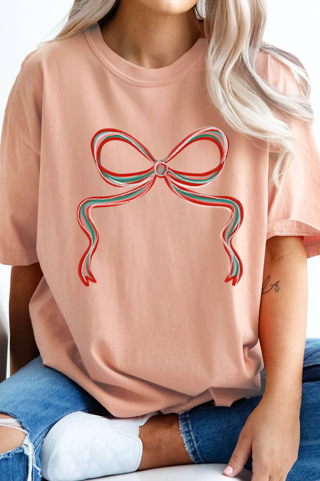 Kissed Apparel – wholesale Screen printed t-shirt – Women′s – Teal And Red Christmas Bow Comfort Colors Tee8