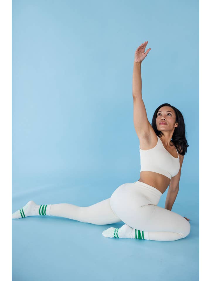 Pilates Honey – wholesale Strumpor - Dam – Vintage Tube Grön Gripstrumpa