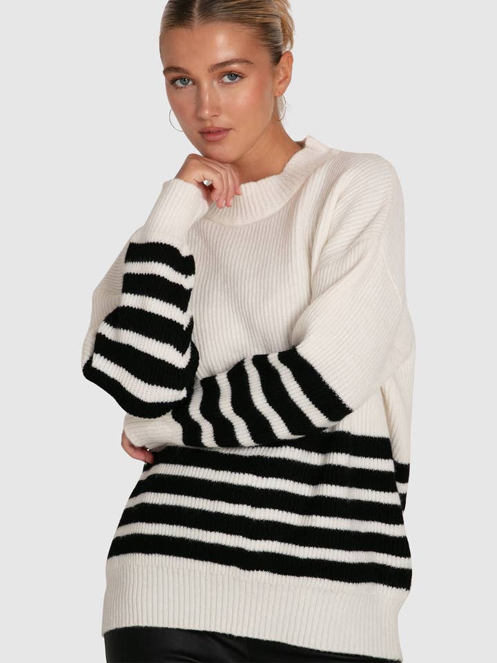 belle & bloom - Wholesale Knitted jumper – Women′s - Everything I Do Oversize Striped Knit - Black White1
