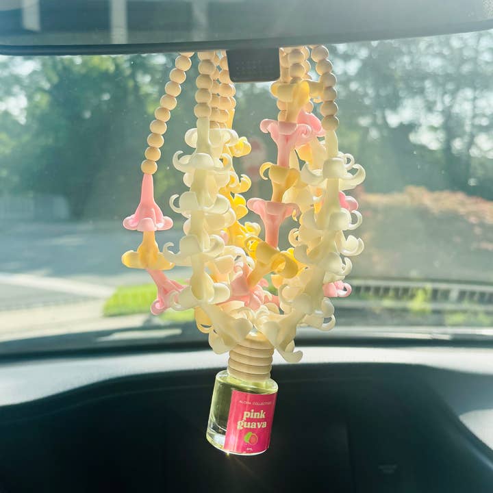 Forever Car Lei for wholesale by Aloha Collectives