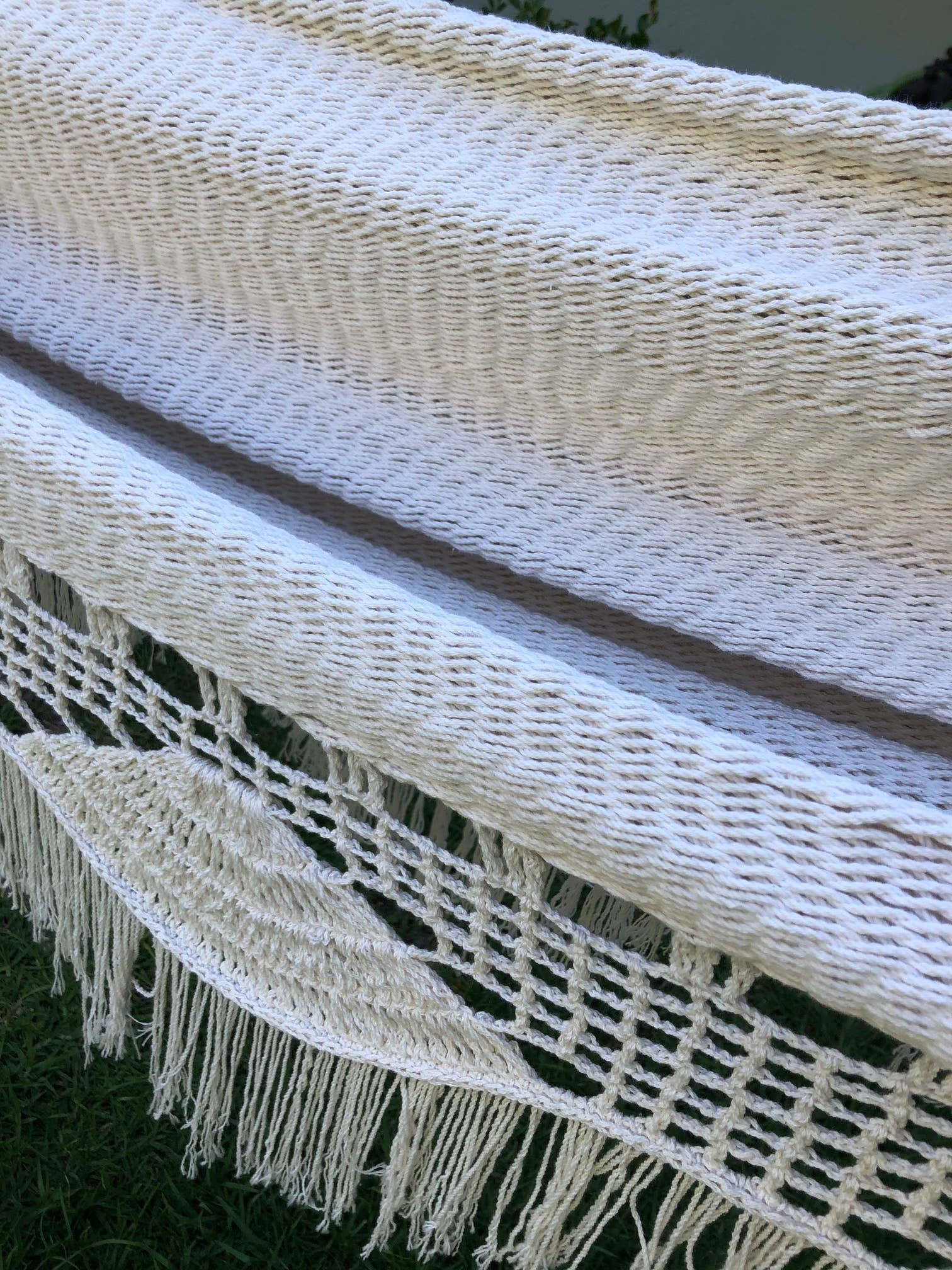 Mission Hammocks – Rede por atacado – Rede de macramê branca estilo boho chic com franjas5